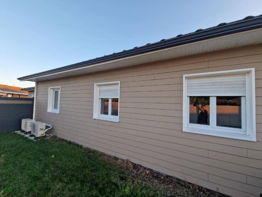 La Villa Des Pins Maison Standing 7 Pers Terre Et Mer Brach Exteriör bild